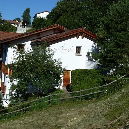 Bed & Breakfast La Val Couette-café Trin