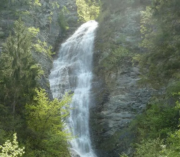 La Val Oda ve Kahvaltı 2*